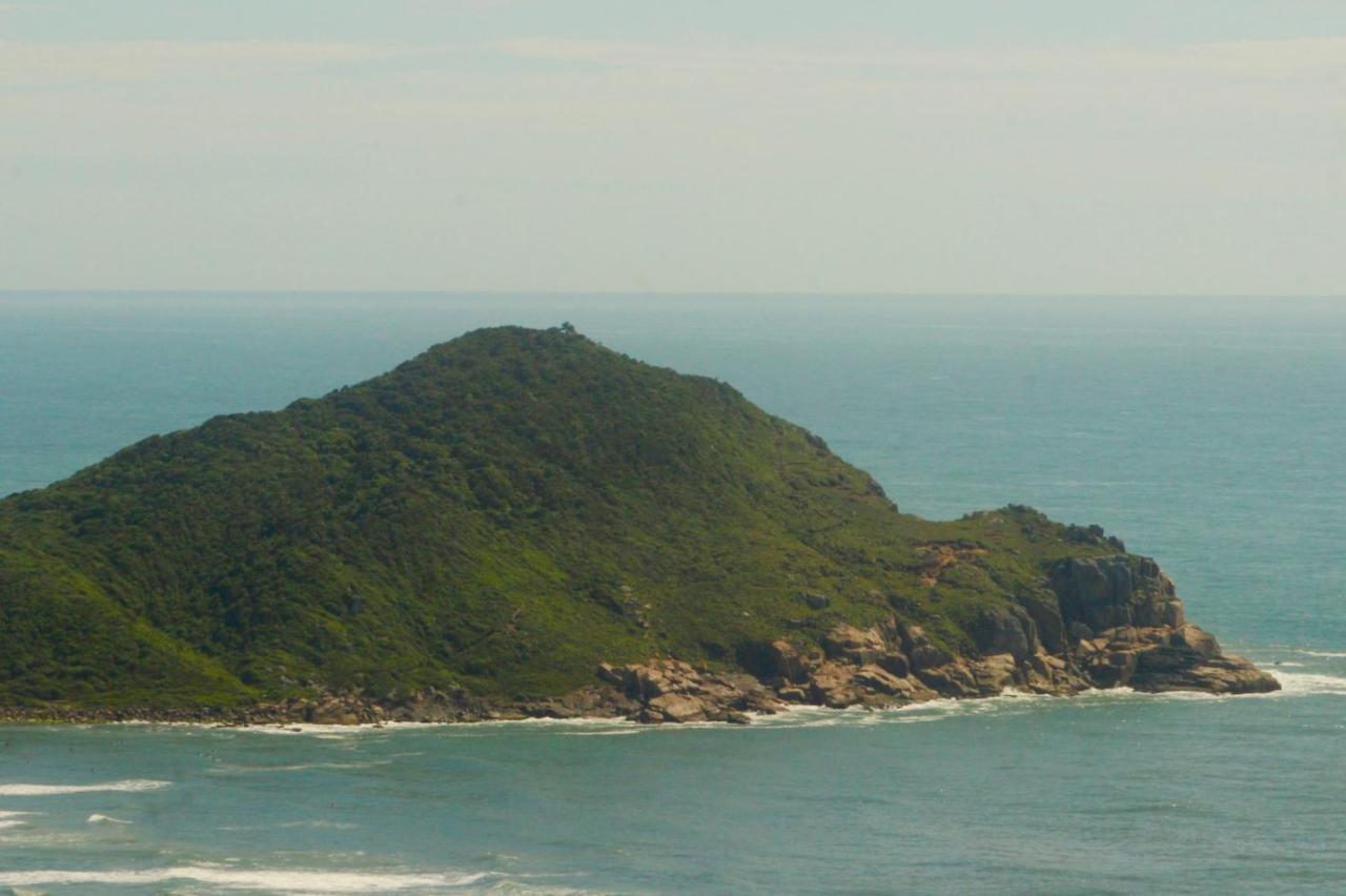 Chales Vale Da Lua - Praia Do Rosa Εξωτερικό φωτογραφία